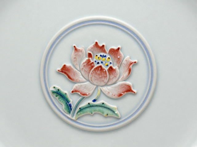 浮雕印坯技法与贴花装饰，揭秘瓷器接口牢固的工艺秘密