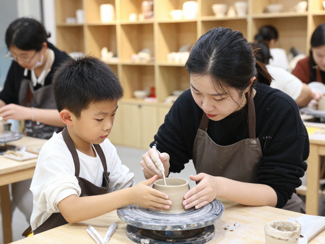 企业团建推荐,博物馆陶艺工坊,亲子互动的流量新宠