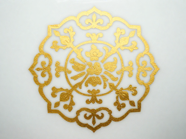 烫金转印技法解析，釉下纹样与釉层牢固结合，打造吉祥纹样之美