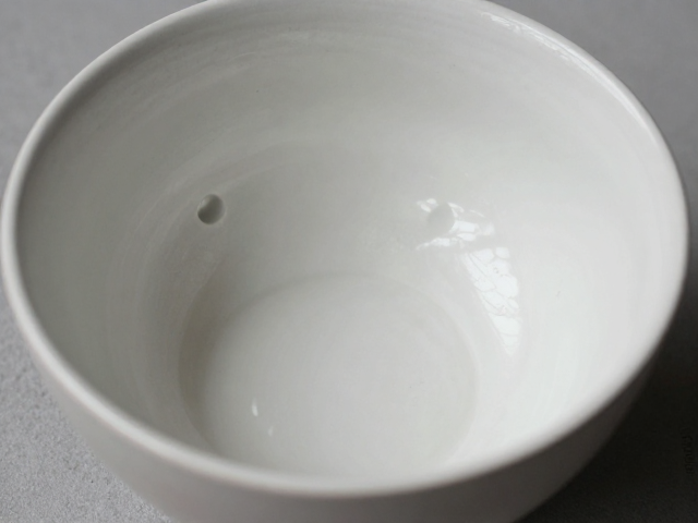 釉面针孔怎么解？温度校准与釉料膨胀系数关键排查