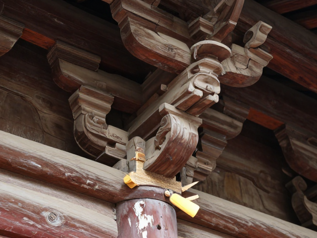 寺庙木雕修缮与根雕作品修复,漆面修复工艺全解析