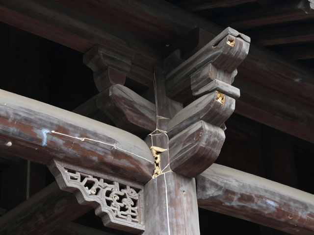 传统建筑构件修复,虫蛀开裂断裂专业处理方案