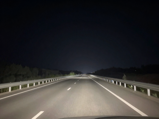 夜间国道照明不足如何选应急避难所?国道平稳巡航安全指南
