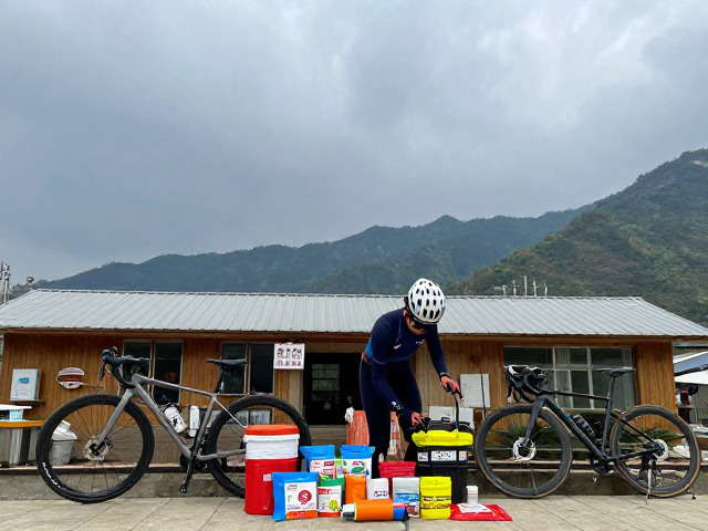 春日山区骑行遇突发天气?农家乐美食攻略与避险指南