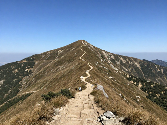 山脊线徒步经典路线,如何规避迷路风险?