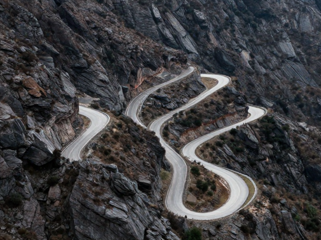 穿越险峻盘山路,探秘风土人情与匠心手工艺人