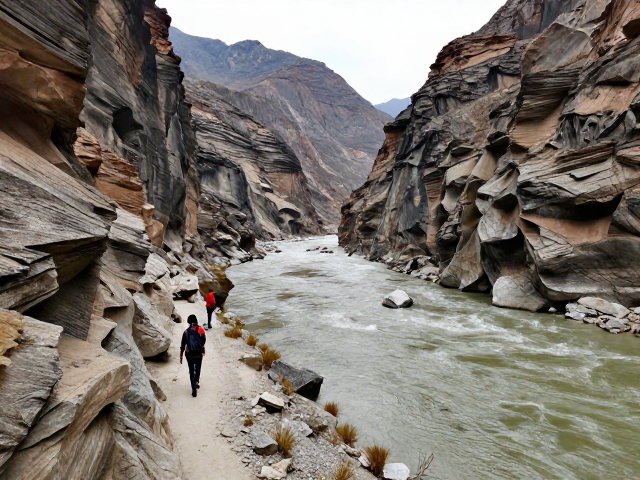 峡谷河畔环线攻略，领队探路避坑，告别迷路风险