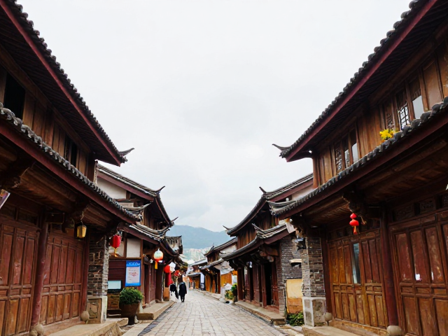 民族村寨环线攻略，穿越古镇老街，开启慢节奏漫游之旅