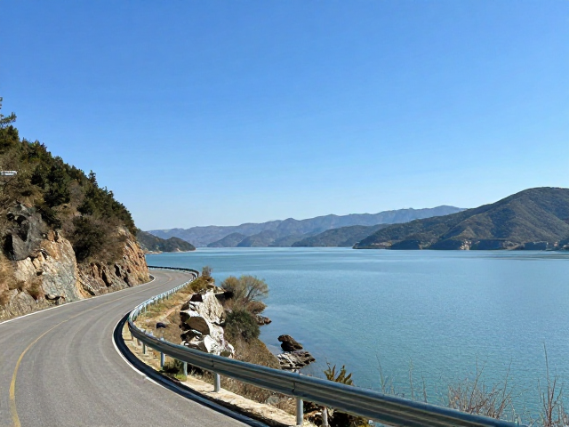 周末自驾，50-100公里环湖，盘山公路，2日小众秘境攻略