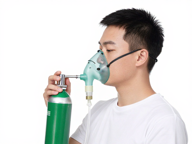 抗高反氧气罐怎么选？面罩吸氧配单手阀门，高原旅行更省力