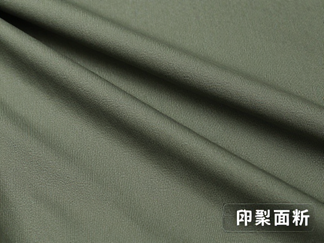 远征出行包怎么选?空包重量与防撕裂面料全解析