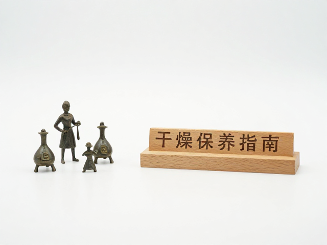复古金属小摆件搭配木质摆件保养指南，干燥防潮技巧与数百元高性价比套装推荐