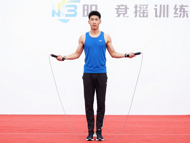 成人竞速跳绳双摇跳体测训练,专业装备选购指南与技巧