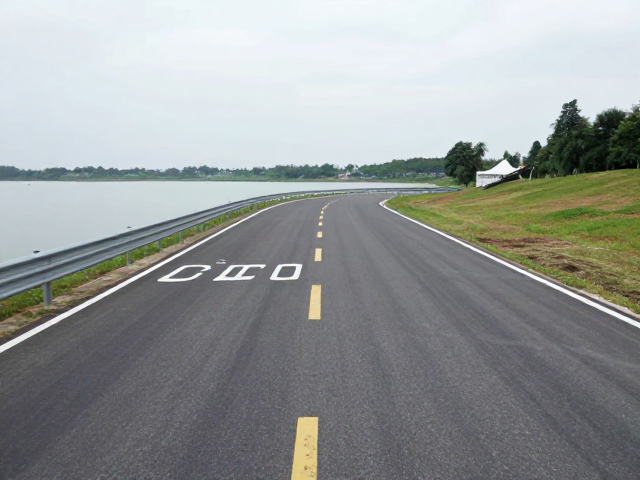 环湖环城赛道缓坡路段路况辨识技巧，新手必看