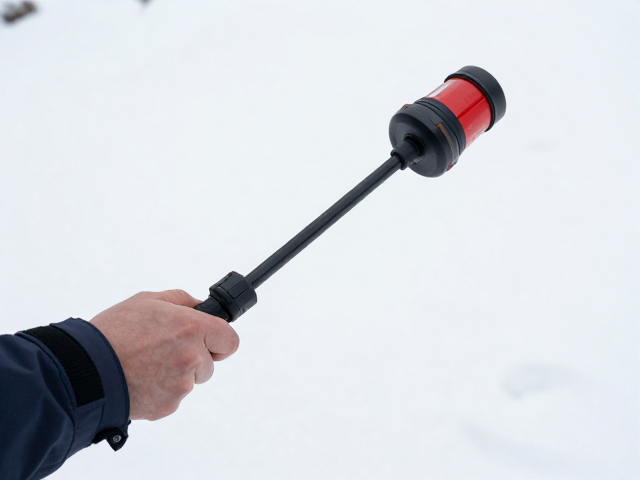 雪崩信标怎么选？单手快速组装，长杆探查，安全更省心
