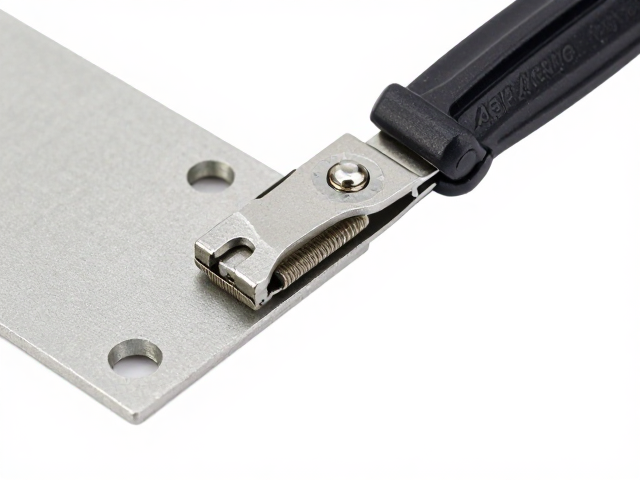 脱卸锁定扣Release底座安装指南,稳固底板拆卸与锁定技巧