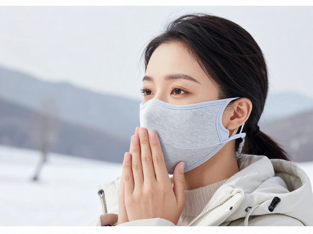 口鼻防寒护套怎么选?轻量化设计,定期除螨防臭,冬季呼吸更自由