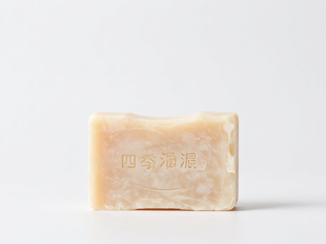 四季温润皂含神经酰胺,深层润泽保湿,守护肌肤水润肌底