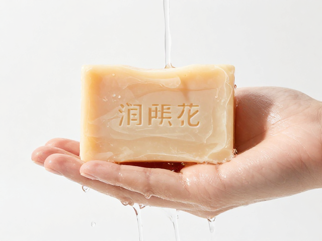 润燥皂怎么洗?金盏花提取物深层清洁,用清水彻底冲净不残留