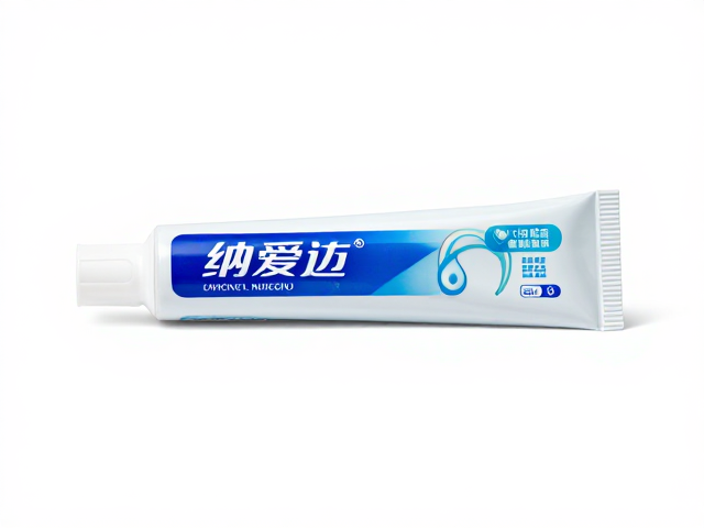 纳爱斯草本清香牙膏,弱碱性配方护龈美白,清新口气持久留香