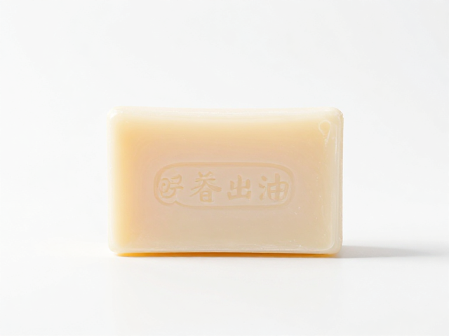 交替出油怎么破?弱酸性洁肤皂平衡水油,找回清爽肌