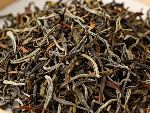 干燥季茶叶怎么存?低温避光平放,锁鲜防潮不串味