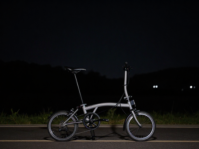 折叠自行车暗光照明，宽角度发光夜骑更安全