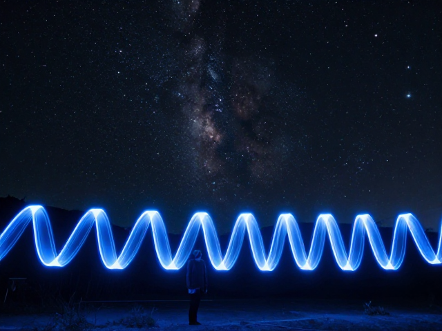 星空背景与光轨的曝光平衡