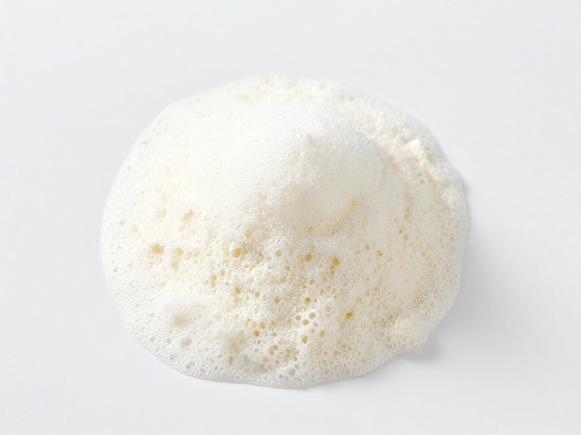 乳清分离蛋白溯源与特性，为何冲泡泡沫少更纯净？
