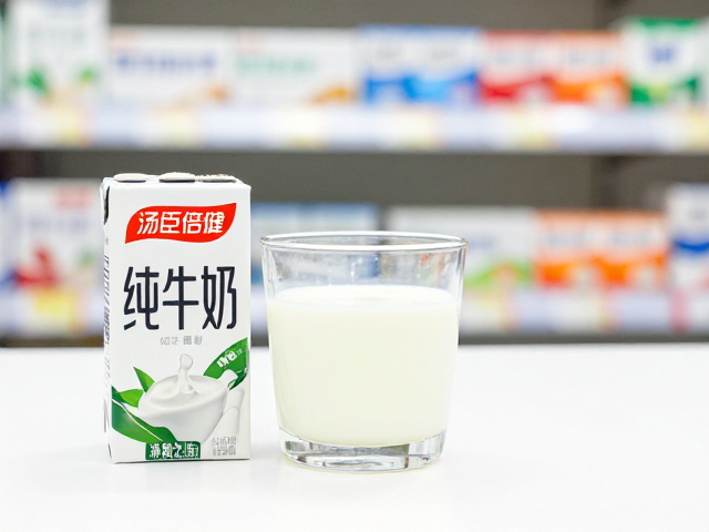 汤臣倍健牛奶冲饮，药房营养补充品牌的健康之选