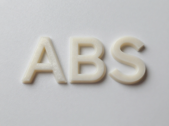 ABS与搪胶低温注塑成型,异材质拼接工艺详解
