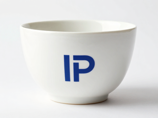 陶瓷高温釉面印花工艺，IP标志元素与食品级釉料的安全融合
