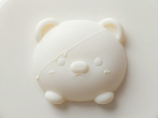 液态硅胶模压一体成型防细小线条溢色,打造软萌圆润轮廓