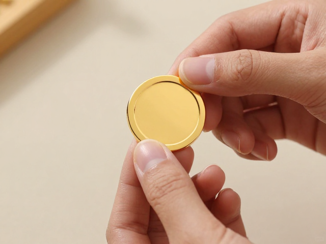 足金收藏臻品指南,如何通过定期清洁抛光保持光泽