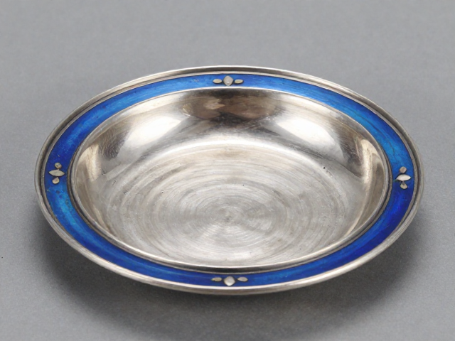 银胎烧蓝透明珐琅，细节修整工艺与成品鉴赏