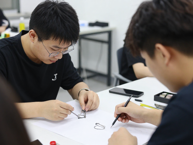 珠宝设计学院体系成熟，活动关节与活动结构观察解析