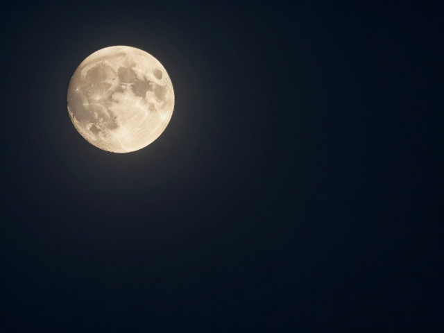 星夜下的满月,太阳余晖与月光的浪漫邂逅指南