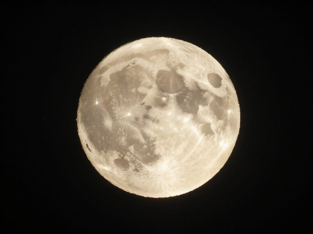 星夜下的满月，太阳余晖与月光的浪漫邂逅指南