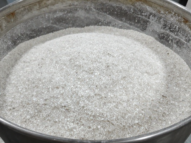 石英原料粉碎对釉面缺陷的影响及排查方案
