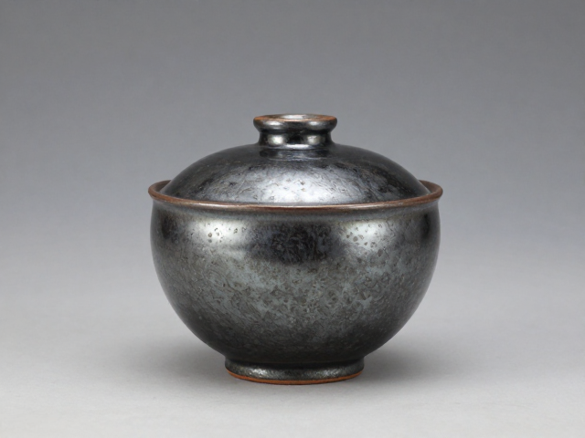 日本美浓结晶釉瓷器，深邃金属光泽的艺术魅力与选购指南