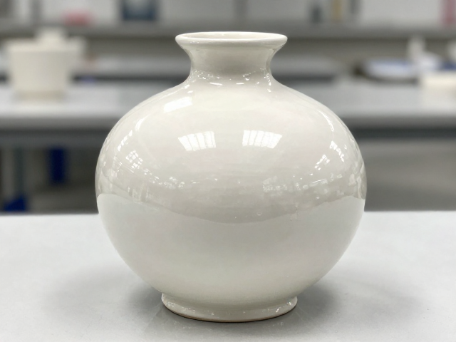 釉浆避光保存能减少收缩率吗?专家揭秘陶瓷工艺核心技巧