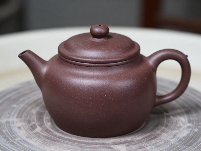 紫砂泥料陈腐与醒泥，如何避免烧制变形？