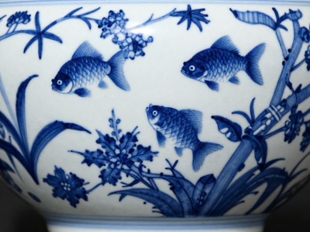 青花瓷青花绘制工艺解析,色彩沉稳内敛,花鸟鱼虫栩栩如生