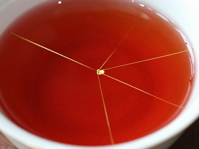 金缮工艺中的釉里红釉料调配秘诀,打造绝美修复效果