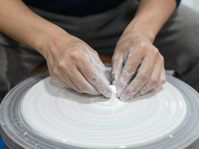 醴陵瓷干磨抛光工艺揭秘，如何提升釉面光泽度？