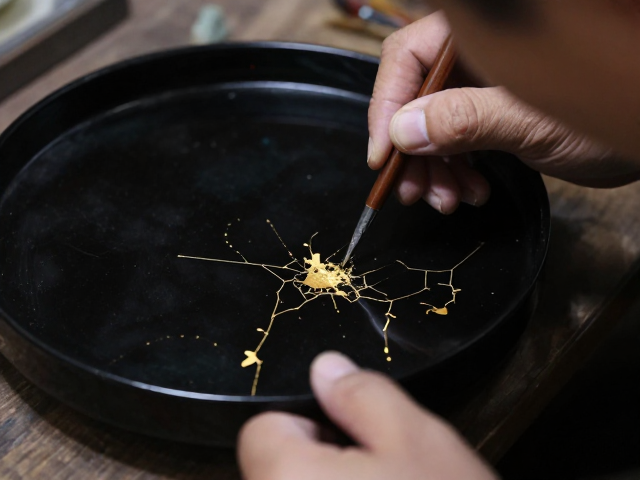 大漆金缮修复,传统手工艺人的匠心传承与技艺揭秘