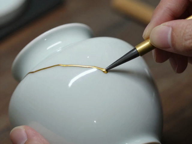 景德镇陶瓷修复,传统金缮与锔瓷加固工艺详解