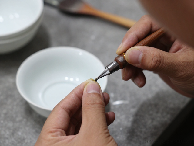 景德镇陶瓷修复,传统金缮与锔瓷加固工艺详解
