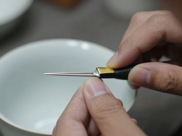景德镇陶瓷修复,传统金缮工艺打磨抛光全解析
