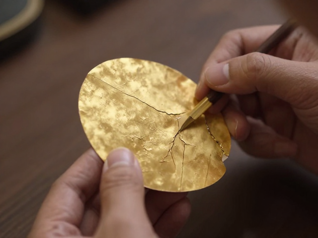 源于中国，传统金缮修复工艺，匠人手作之美